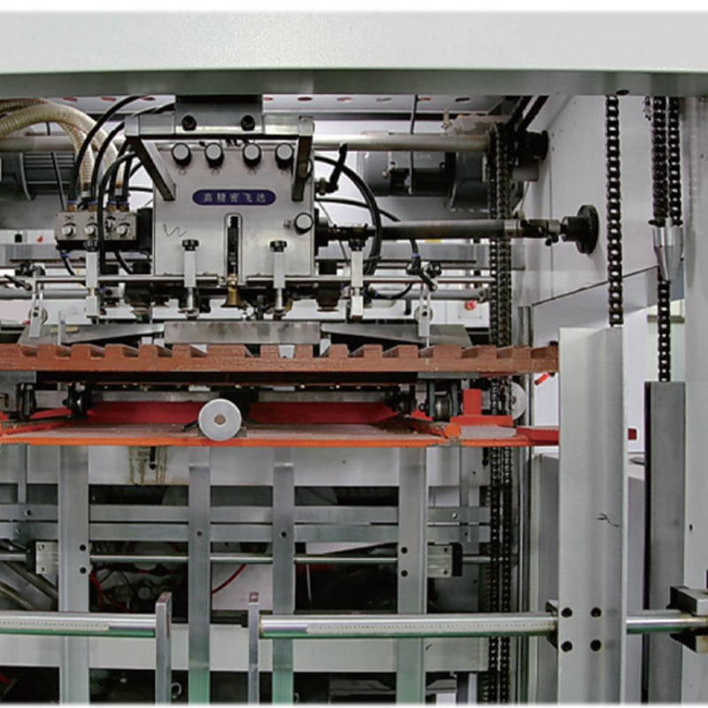 Hengxiang full-automatic laminating machine die-cutting machine (price please ask customer service)