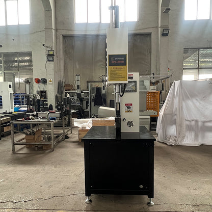 senpai 6 tons hydraulic pressure riveting machine High precision CNC operation Industrial grade stable and durable (price please ask customer service)