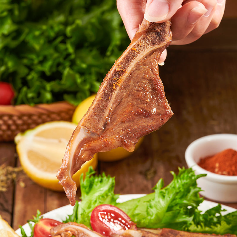ruyisanbao  Scallop bone Strictly selected pork scallop bone with high meat content has a rich flavour and is suitable for a variety of cooking methods.