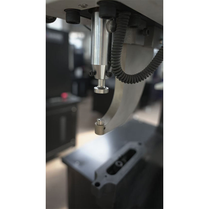 senpai 6 tons hydraulic pressure riveting machine High precision CNC operation Industrial grade stable and durable (price please ask customer service)
