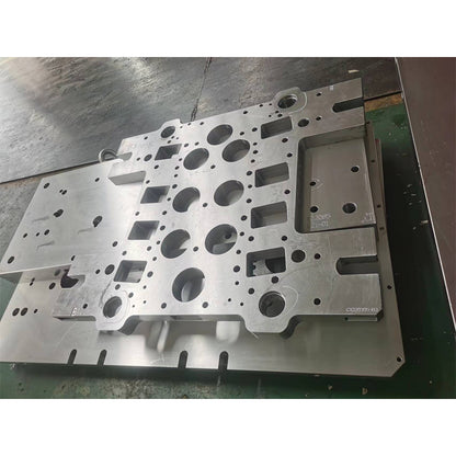 GAIN Capital    Plastic molds   (Please consult customer service for prices)
