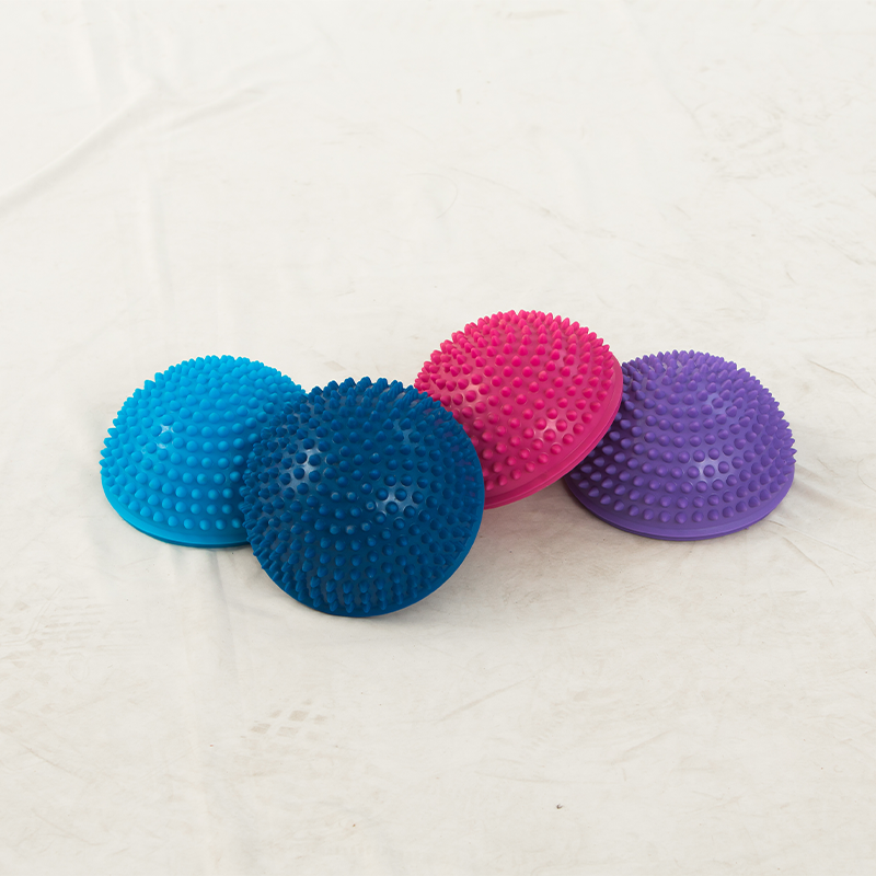 Feilong plastic    Semi-round foot massage pad